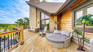 House (3 Bedrooms) | Front of property
