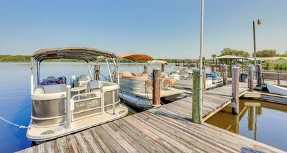 Riverfront Weleka Condo w/ Dock & Pool Access