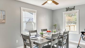 Rumah (2 Bedrooms) | Interior