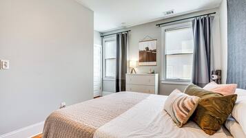 House (1 Bedroom) | Interior