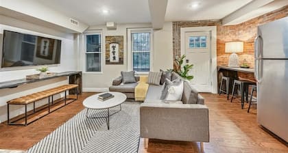 Clean, Contemporary Escape | Near T