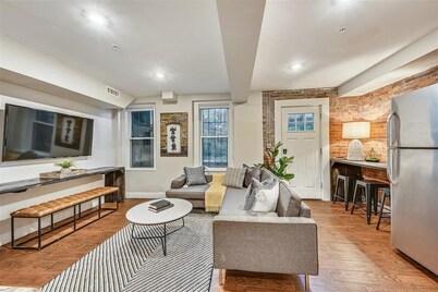 Clean, Contemporary Escape | Near T