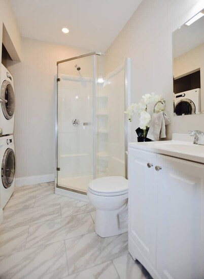 Stylish, Comfortable Luxury | Near T