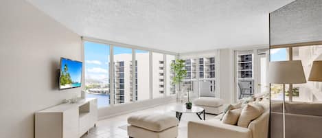 2 chambres, bureau, Internet