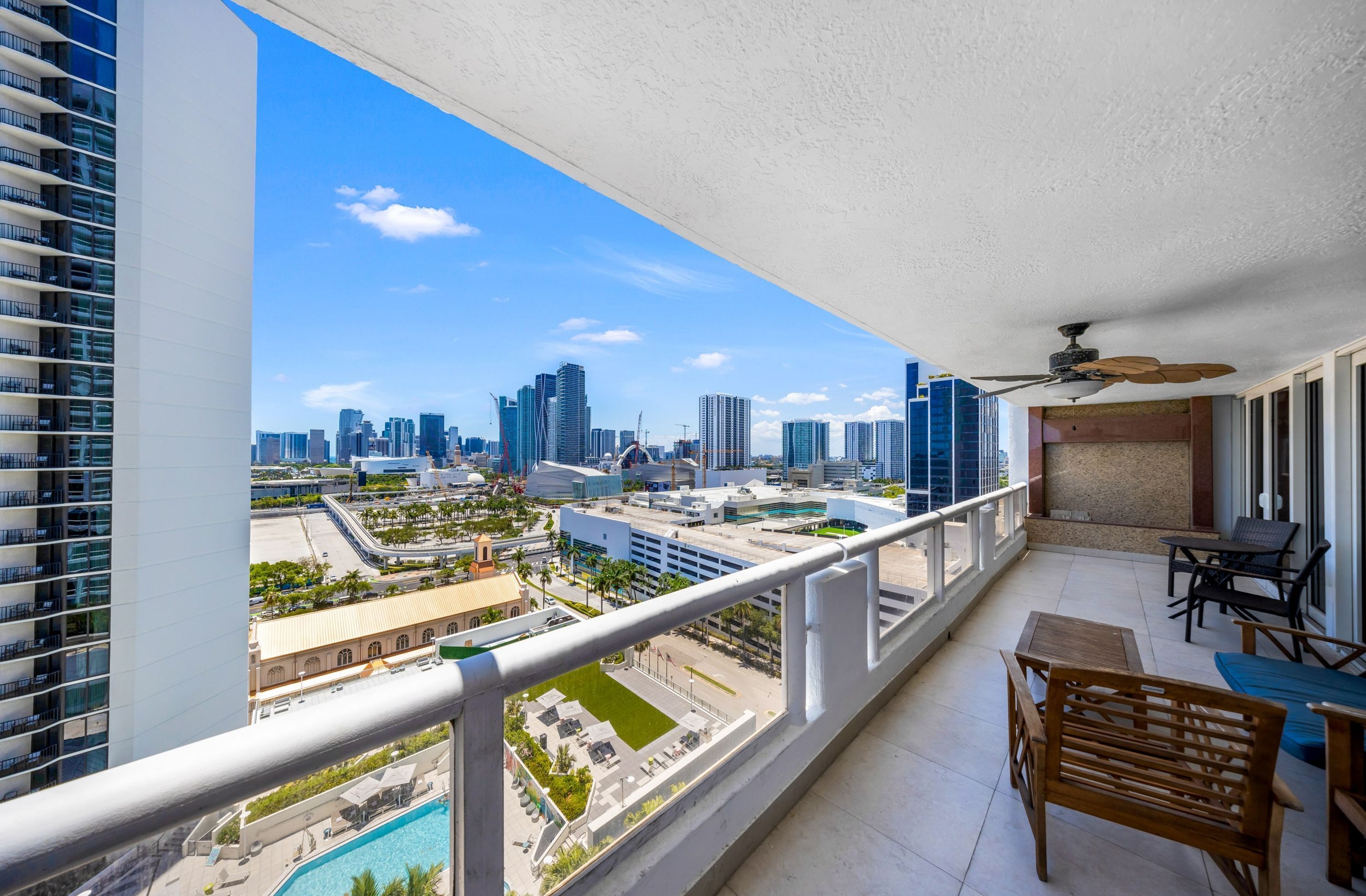 公寓 | 3 間臥室、書桌、網路服務