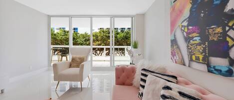 アパートメント | 1 室のベッドルーム、デスク、インターネットアクセス