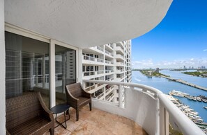 2 habitaciones y acceso a internet