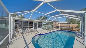 Hus, 3 soverom | Basseng | Et oppvarmet basseng