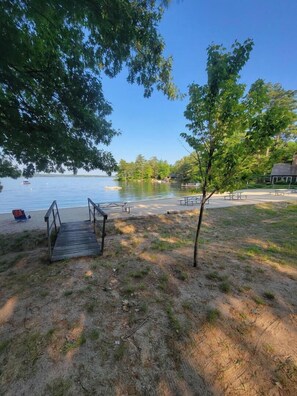 Property grounds - Lake Breeze Hideaway | Lake Winnipesaukee Vacation Home in Patrician Shores (Meredith)