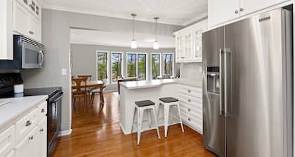 Charming Riverview Cottage Home in Black River Falls