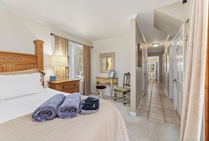 3 habitaciones, escritorio, wifi y ropa de cama