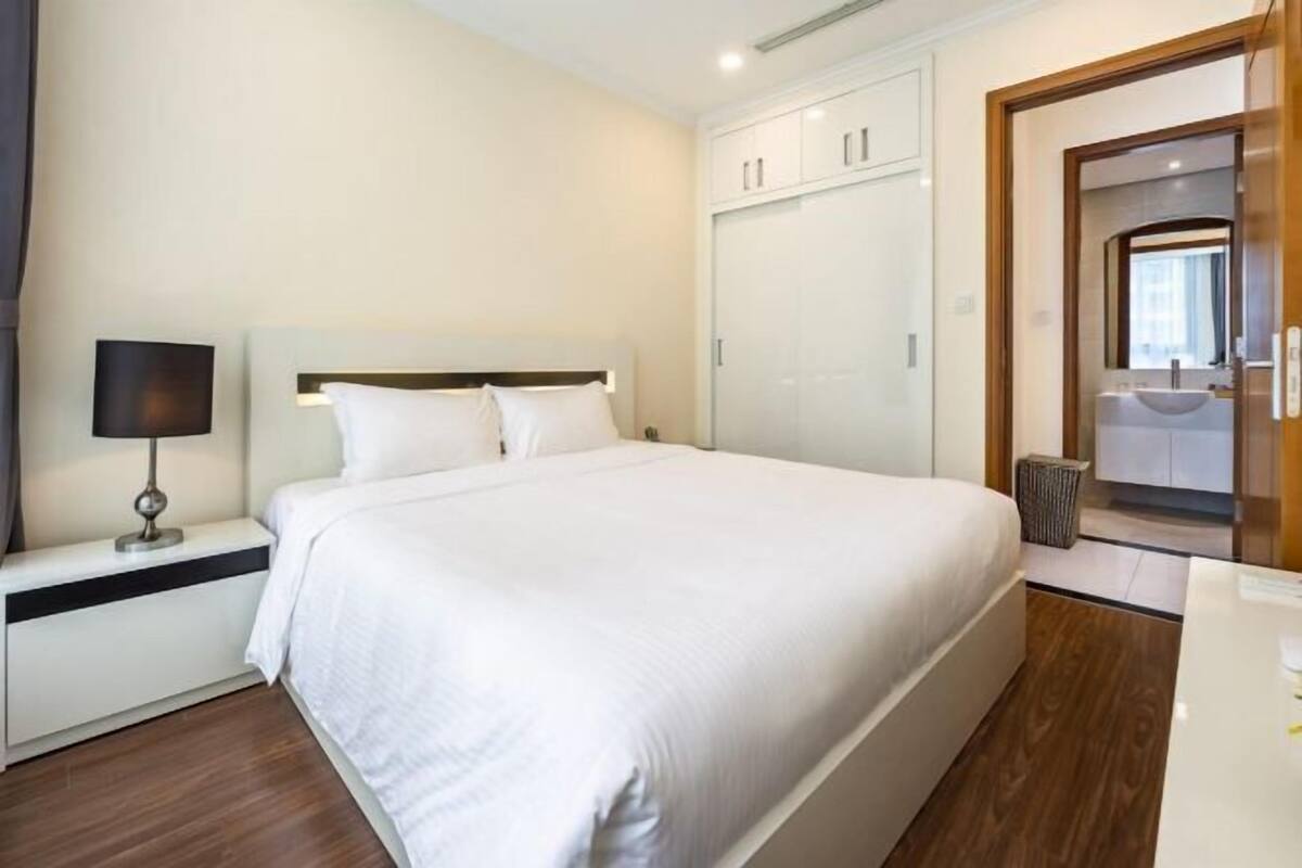 4 soveværelser, senge med madrasser af memory foam, minibar