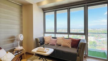 Family Condo | Living room