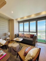 Perhehuoneisto | Olohuone