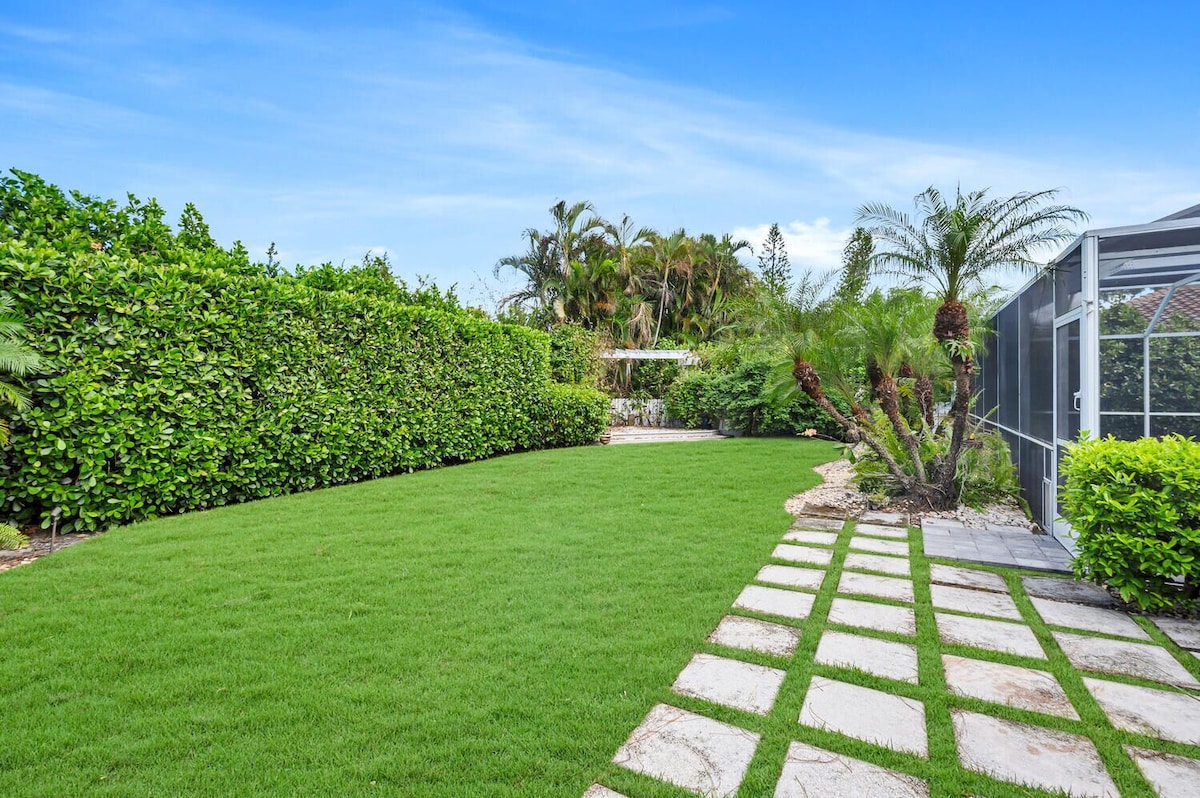 Photo 19 of Naples Coastal Beach Cottage W/ Private Pool - Walk to the Beach & Waterside!