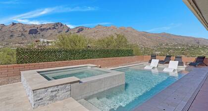 Hilltop ~ Modern ~ Breathtaking 360 Degree Views ~ Heated Pool ~ Spa /Sleeps 16
