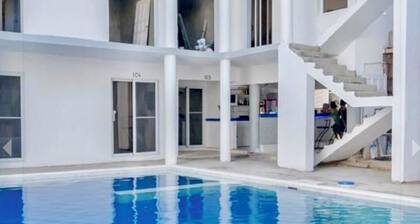 Condo 1 bedroom with pool view