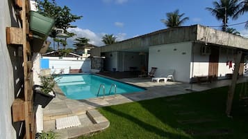 Piscina externa