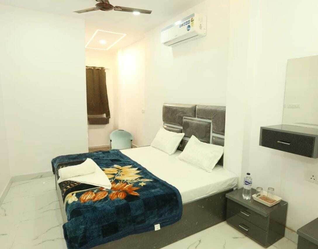 Comfort Double Room | Free WiFi