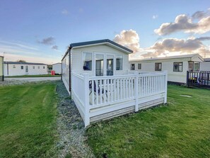 Terrace/patio - 2 bedroom accommodation in Heysham, near Morecambe (Heysham, near Morecambe)