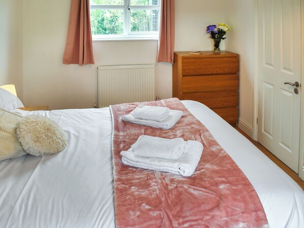 2 Schlafzimmer, kostenloses WLAN, Bettwäsche, Rollstuhlgeeignet