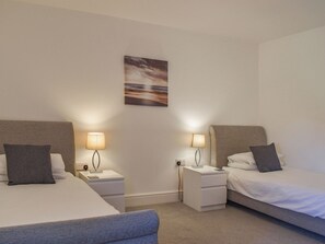 4 bedrooms, free WiFi