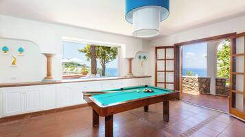 Spielezimmer