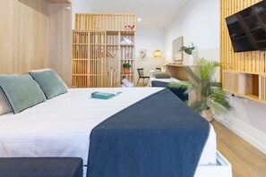 1 chambre, coffres-forts dans les chambres, fer et planche à repasser