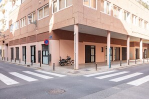 Esterni
