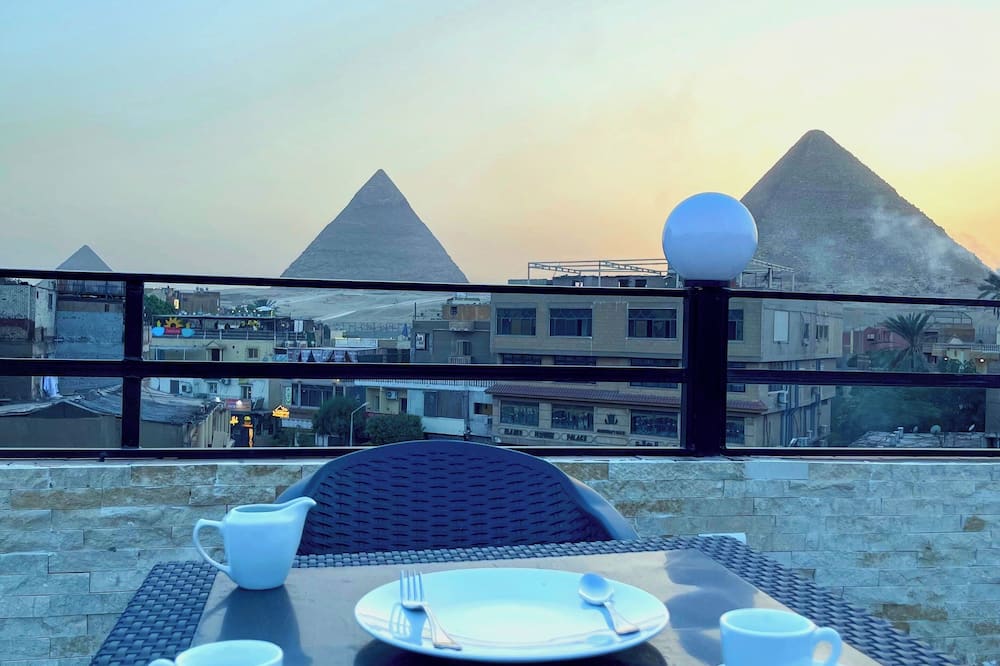 EQama Pyramids Hotel
