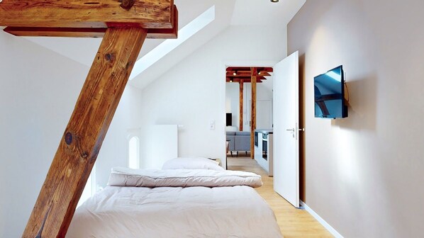 2 chambres, fer et planche à repasser, lit parapluie, Wi-Fi