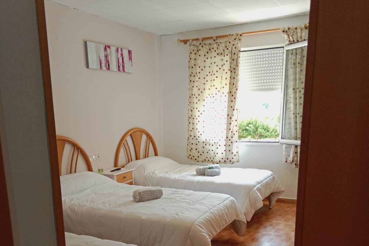 Basic-Dreibettzimmer | 1 Schlafzimmer