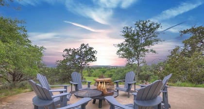 Serene Creek Front Home With Games+grill!
