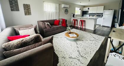 Updated 2BR 15 Min to Downtown Cincinnati | 30+ Day Stays Welcome