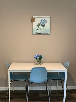 Interior - Quiet 2BR Near Cincinnati Hospitals | Perfect for Traveling Nurses (Cincinnati)