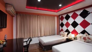 Standard Double Room | Desk, laptop workspace, free WiFi