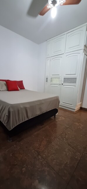 3 soverom, strykejern/-brett og wi-fi (inkludert)