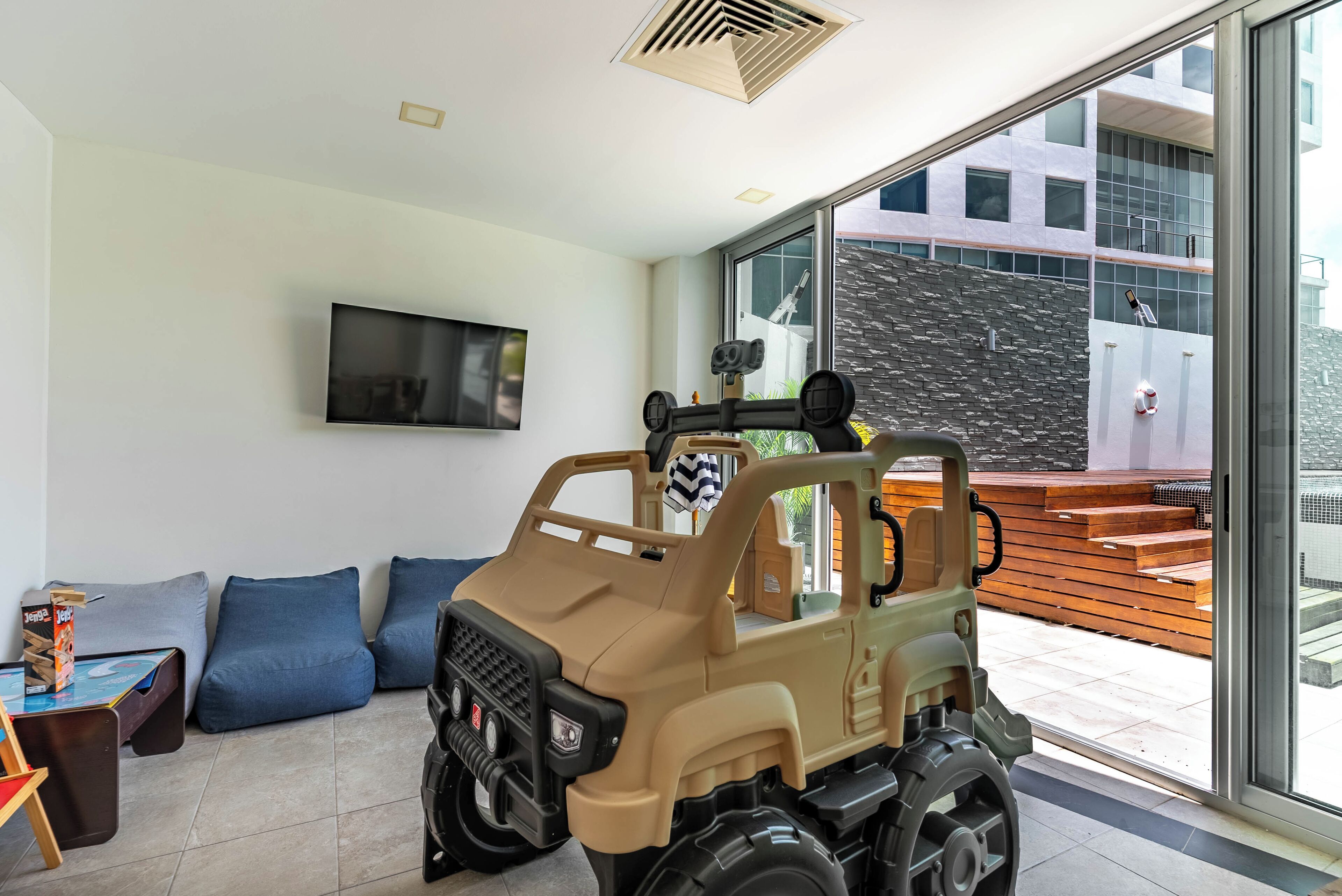 Children’s play area – indoor