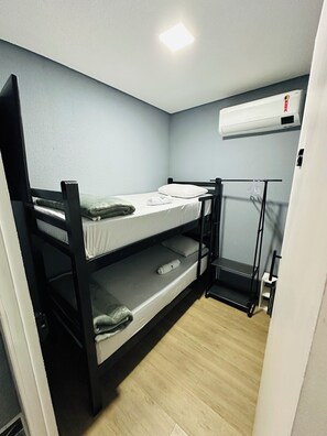 Economy Twin Room | 1 bedroom, free WiFi, bed sheets