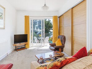 Fernseher