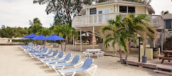 2 BD/2BA VILLA WITH BOAT SLIP IN ISLAMORADA,FL