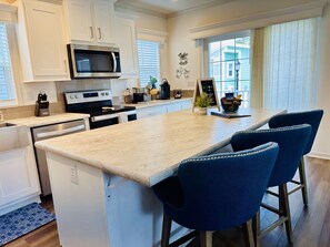Private kitchen - Sunny Family Fun Home @ Disney and Universal! (Kissimmee)