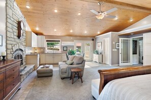 4 chambres, fer et planche à repasser, Wi-Fi, draps fournis