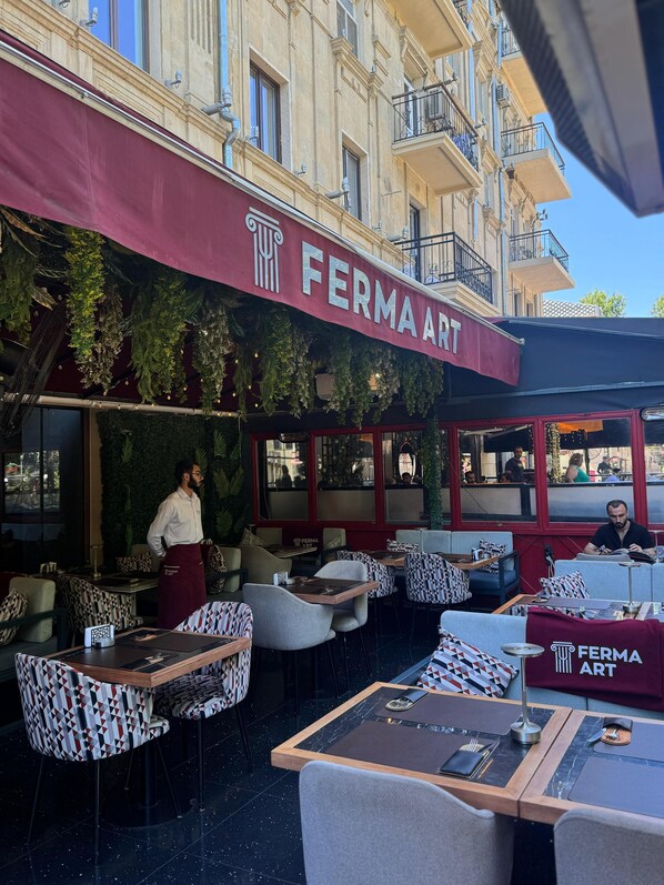 Restauration extérieure