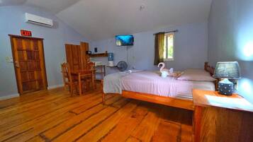 1 chambre, coffres-forts dans les chambres, Wi-Fi gratuit, draps fournis