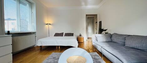 1 chambre, fer et planche Ă repasser, Wi-Fi, draps fournis