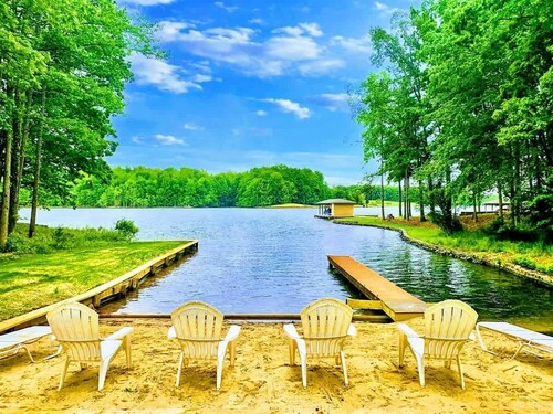 NEW Lakefront Lake Anna 5 Suites All Water Views