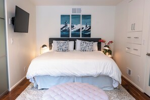 1 chambre, fer et planche à repasser, lit parapluie, Wi-Fi gratuit