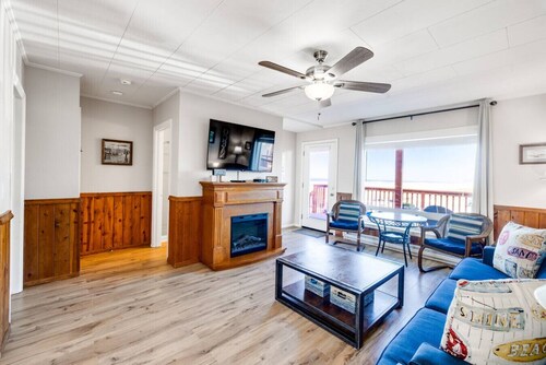 Dog-Friendly Oceanview Getaway Condo #9