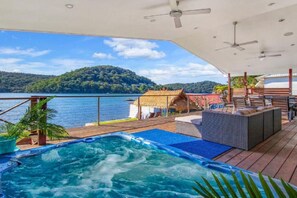 Terrace/patio - Tranquil Abode with Spa & Jetty (Woy Woy)